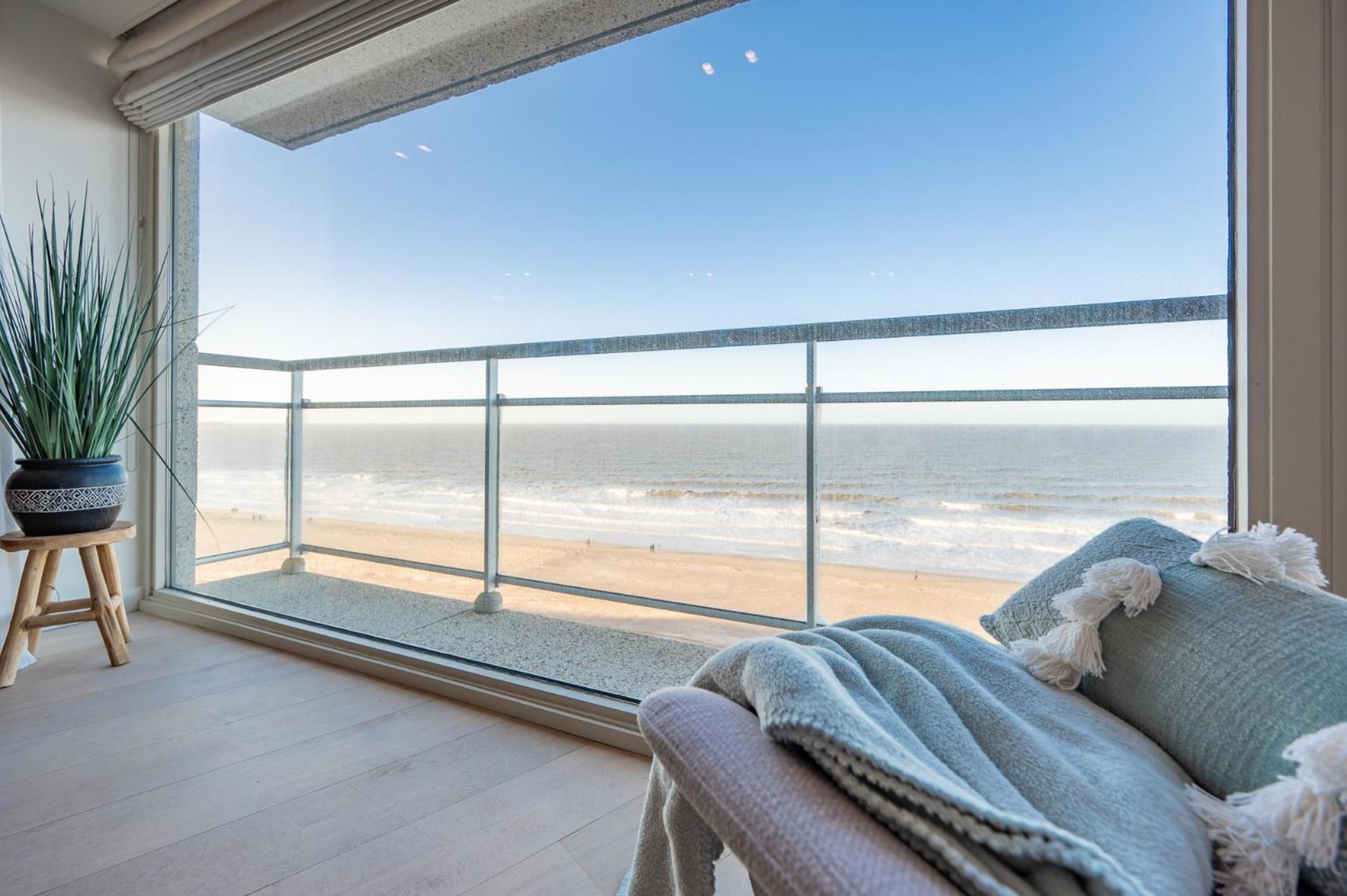 7E Verdiep Appartement Op De Zeedijk In Knokke Voor Max 6 Personen Luaran gambar